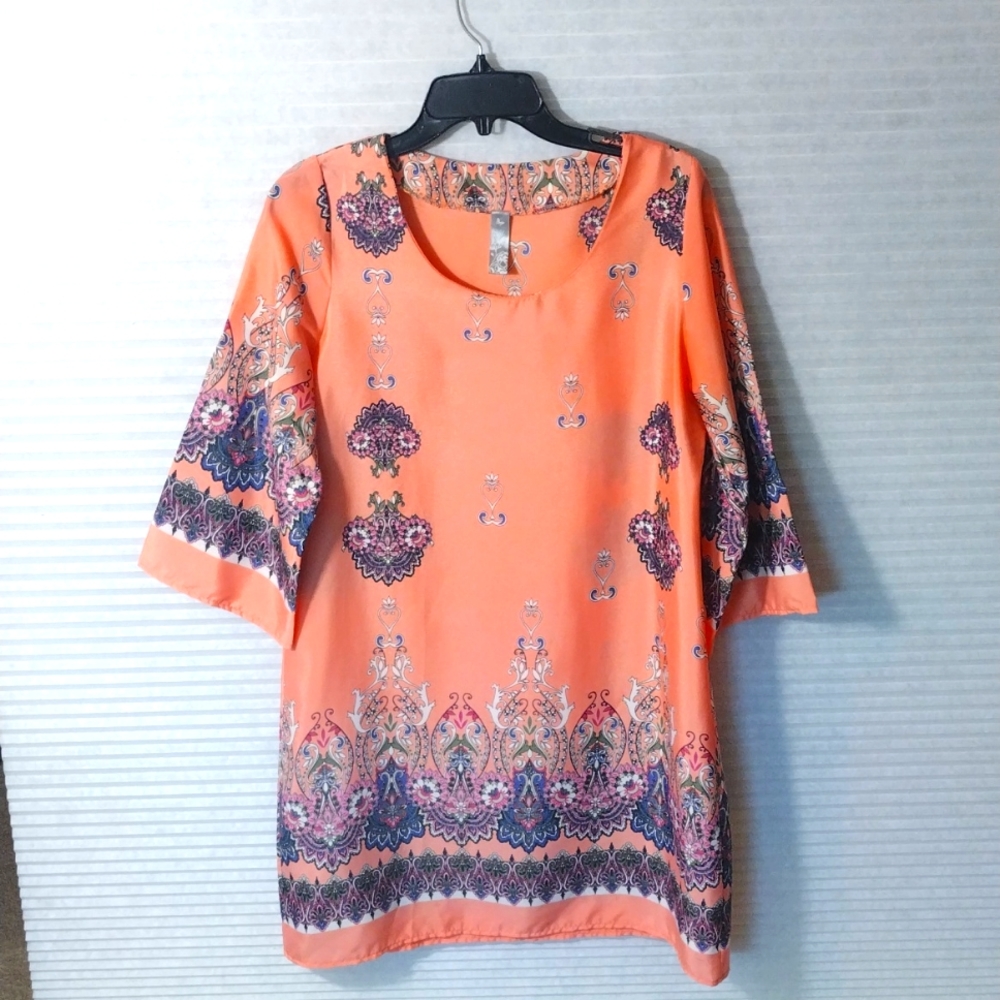 Uj  WOMEN'S DRESS